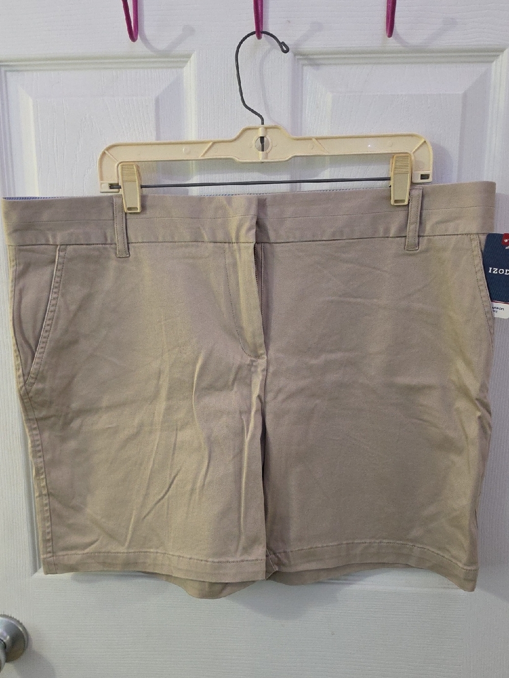 Izod Bar Harbor Shorts in Light Khaki Women's Size 18